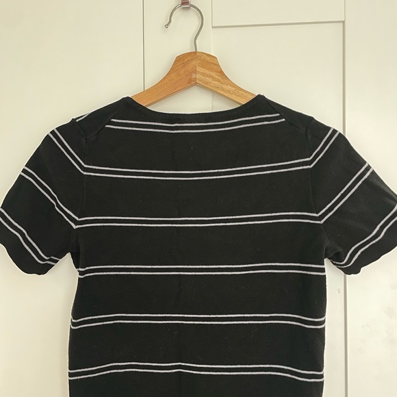 Kirkland Signature Men's Black Striped Shirt - Picture 3 of 3